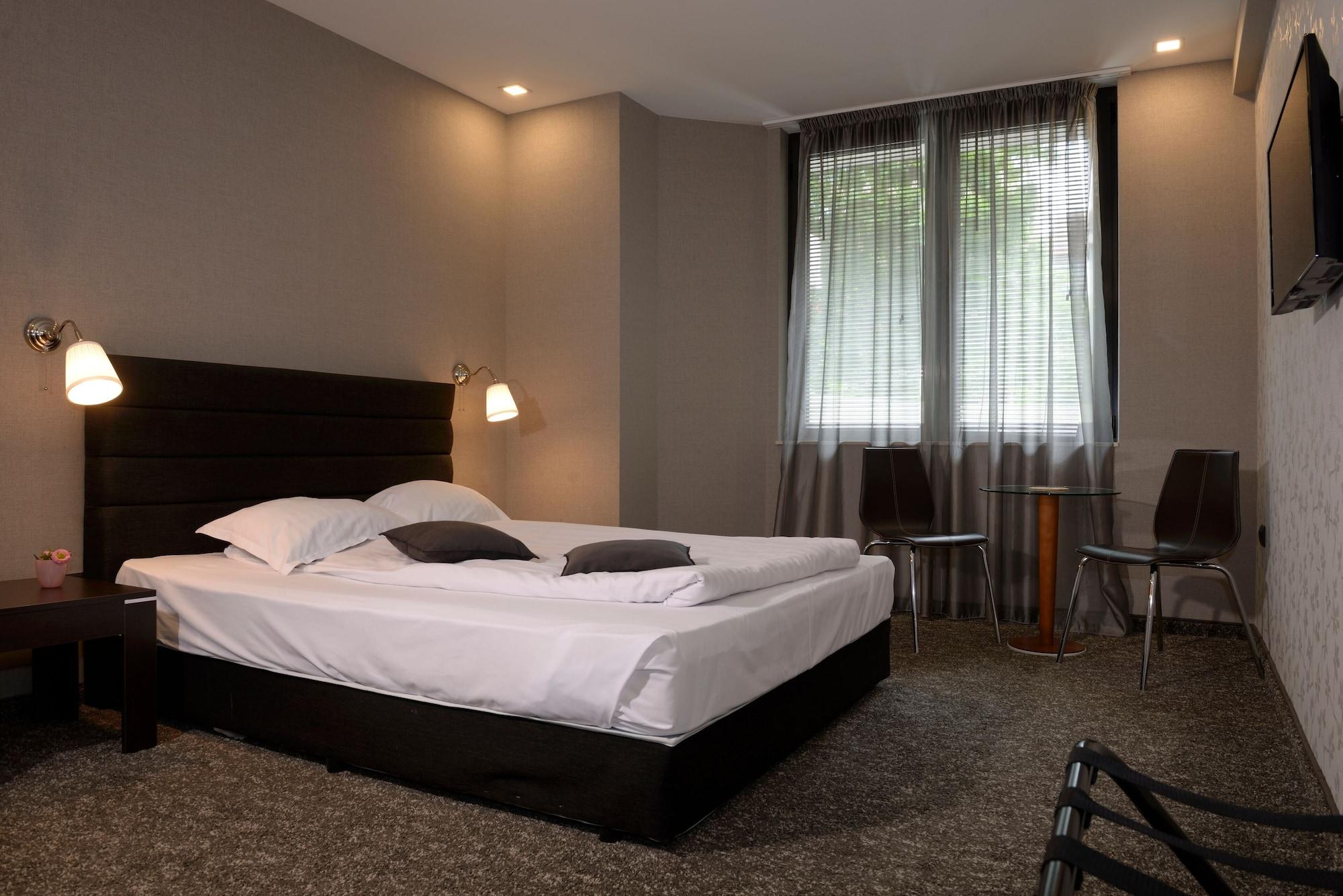 St. George Hotel Софія Екстер'єр фото