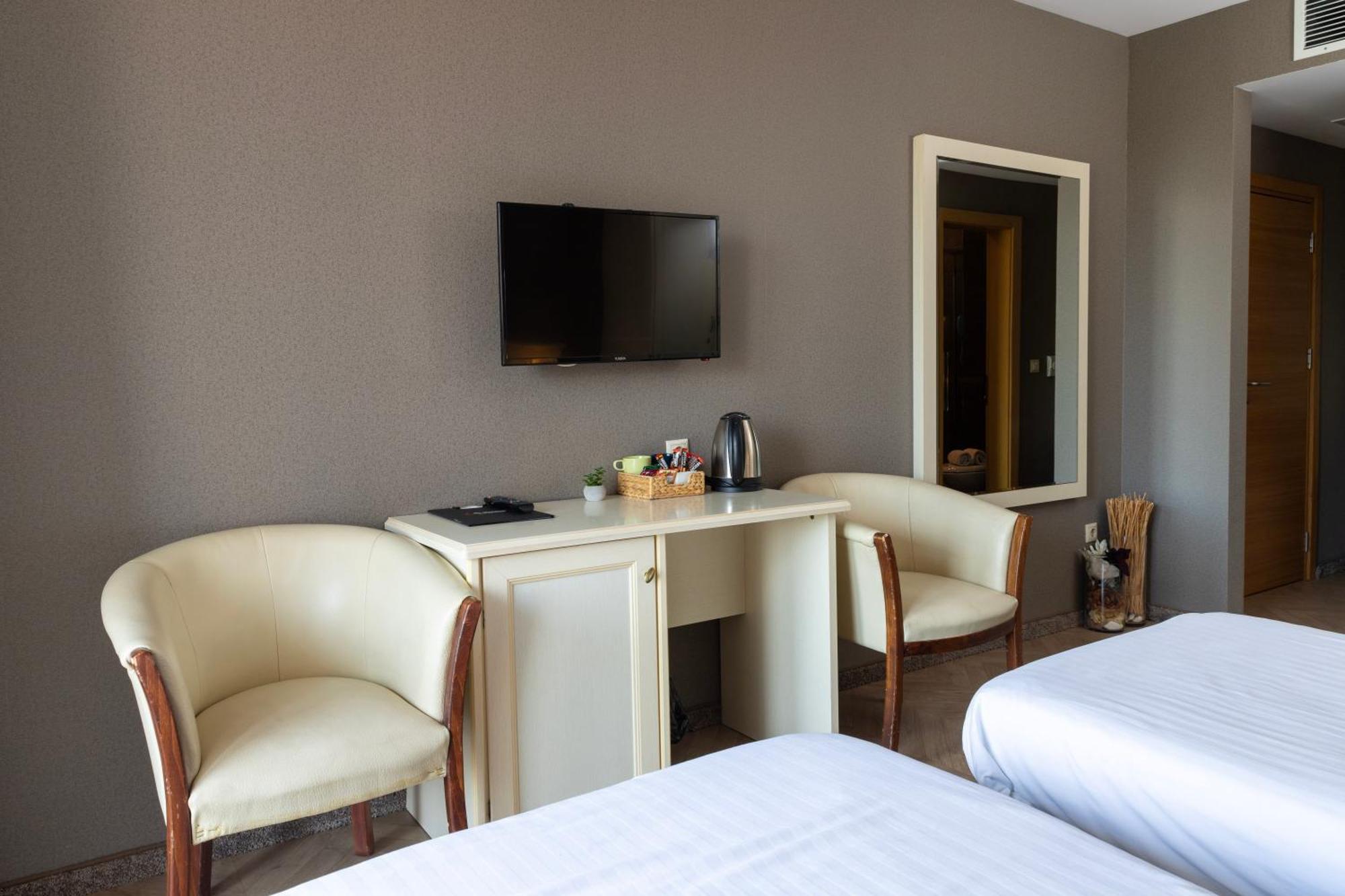 St. George Hotel Софія Екстер'єр фото